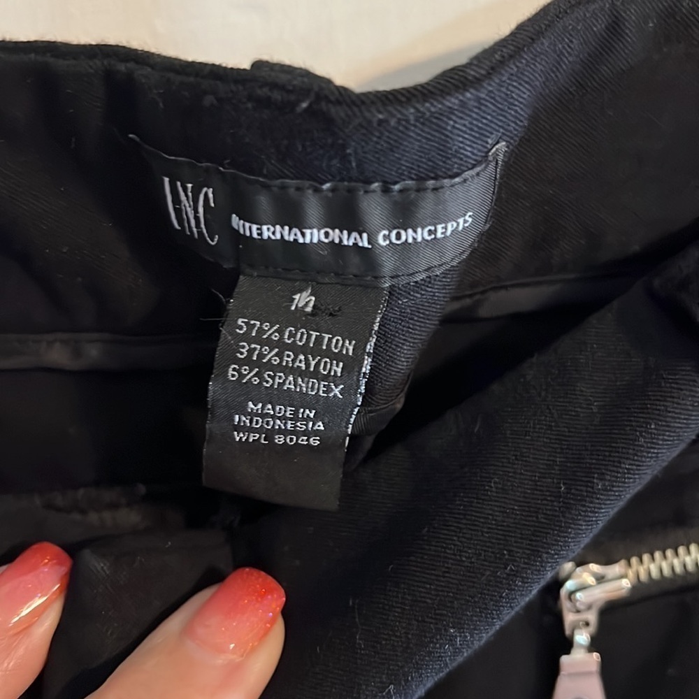 EUC INC International Concepts Bermuda Shorts Size 14 - Picture 2 of 3